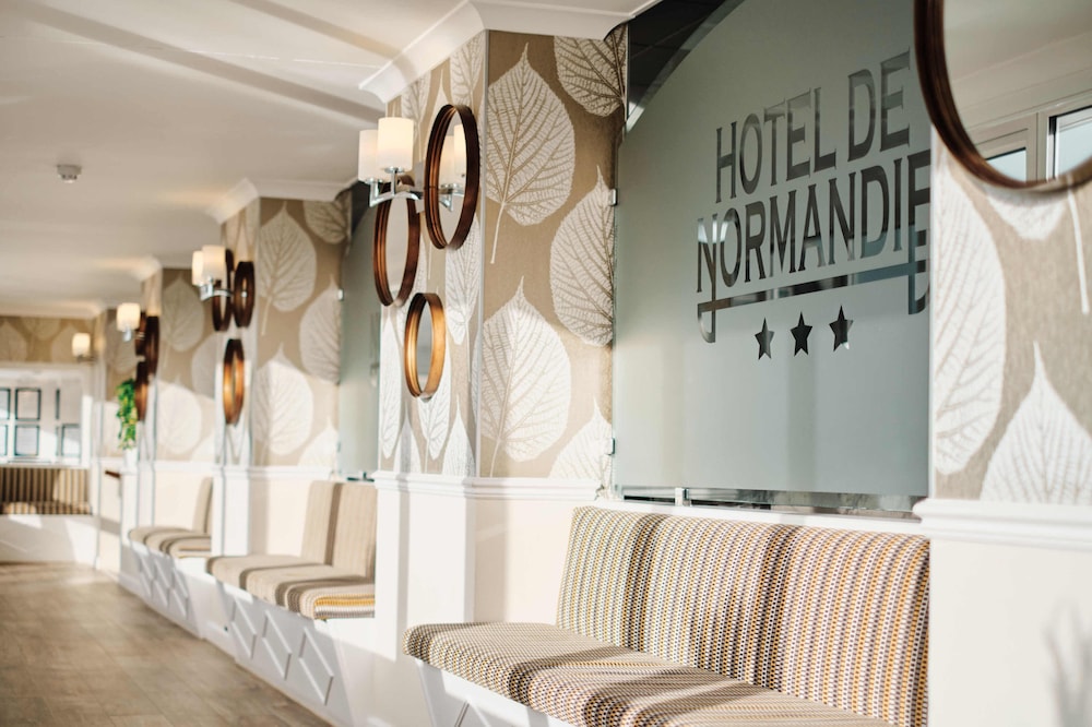 Hotel De Normandie view 2