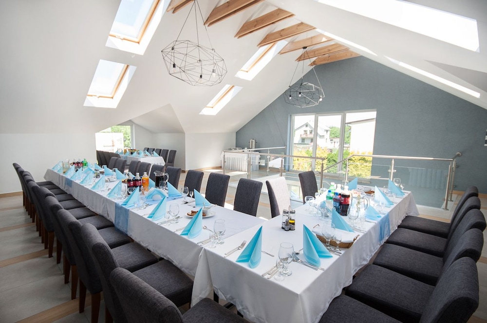 meeting & event spaces