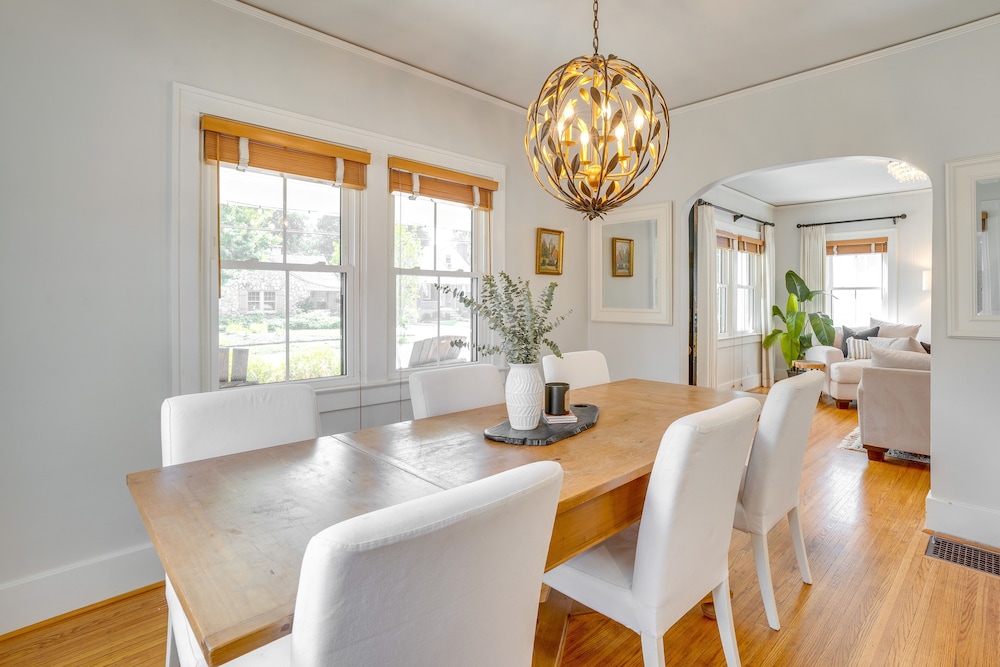 Charming Louisville Retreat w/ Patio & Fireplace!