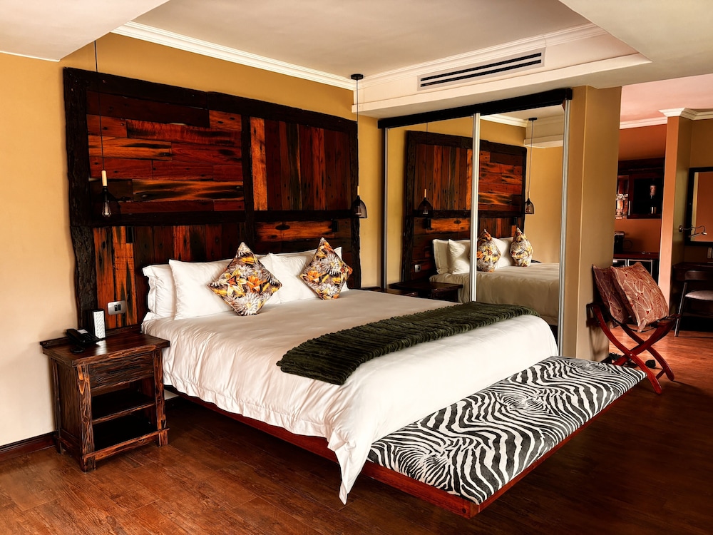 Shekinah Lion and Game Lodge view 3