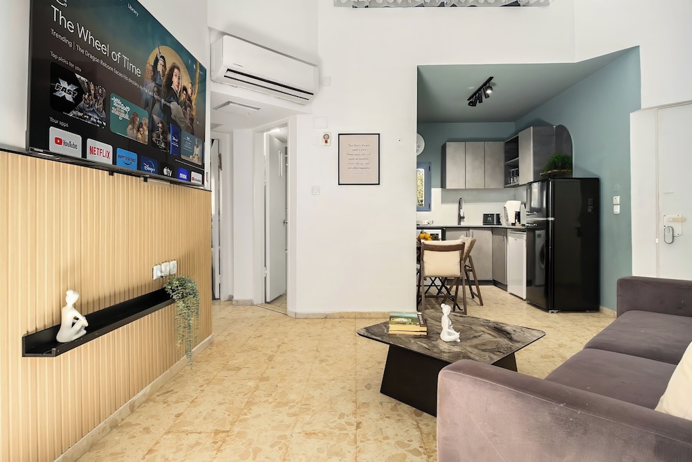 Royal Park Apt Resort by Sea N Rent