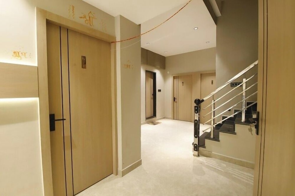 Hotel Maheshwari Inn