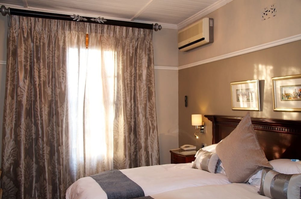 Lemoenkloof Guest House view 3