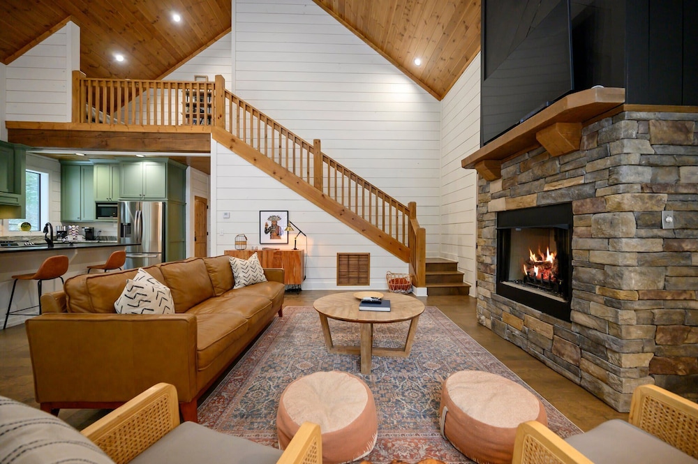 Quiet/private Cabin - Couples/family - Ideal Location