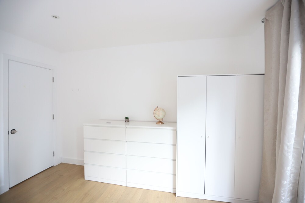 Luxury London Apartment With 5 Bedrooms