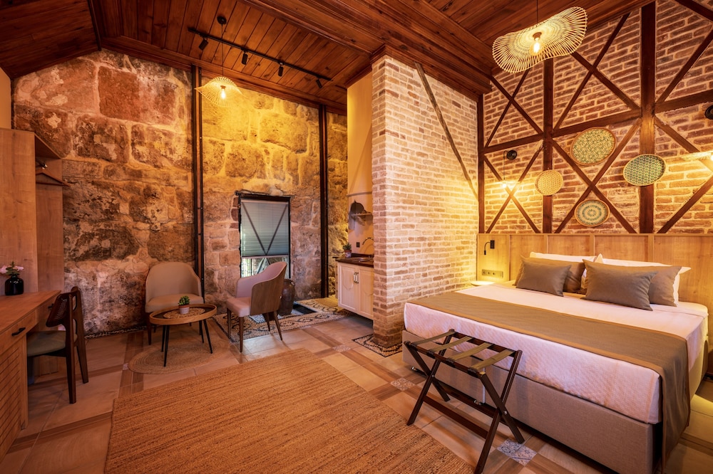 Route Otel Kaleiçi - Image 44