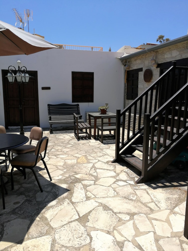 Photo 43