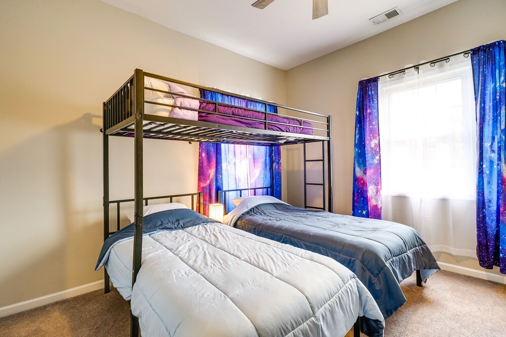 Wilmington Getaway Near Riverwalk + Downtown! view 5