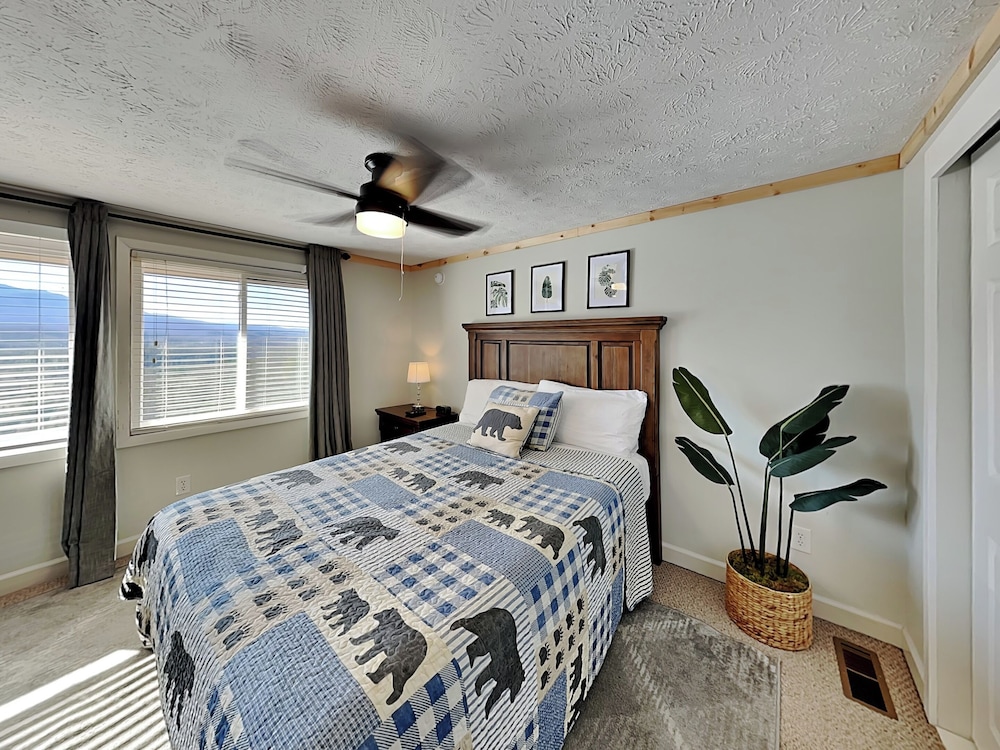 Mountain Vista by Jackson Mountain Rentals