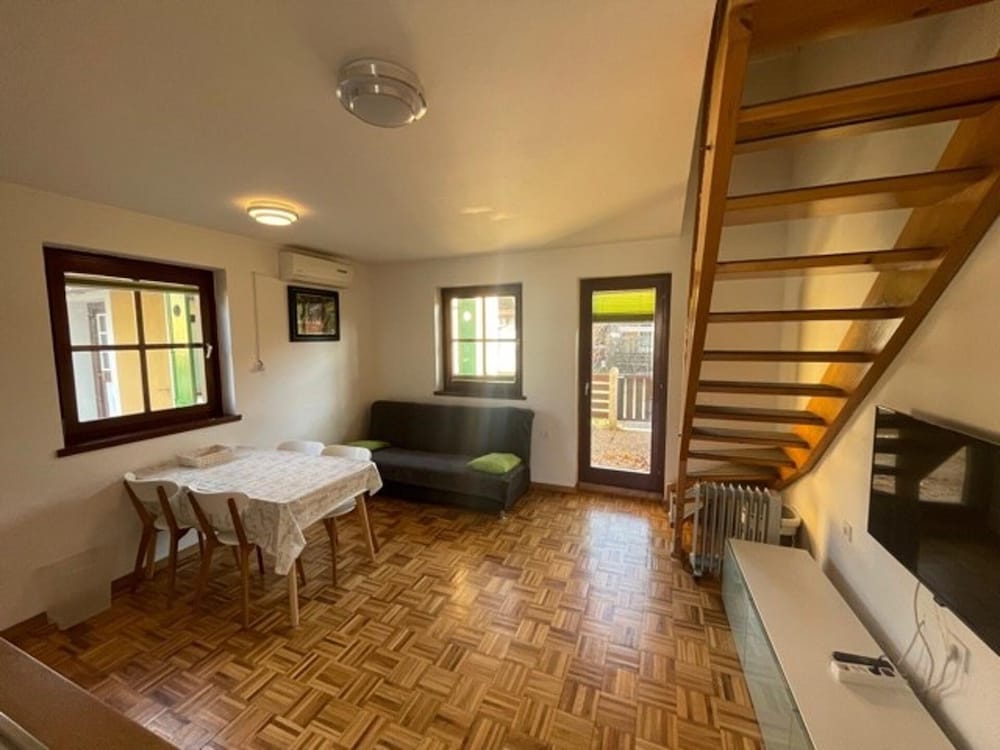 Captivating 2bedroom House in Terme Catez, Brezice