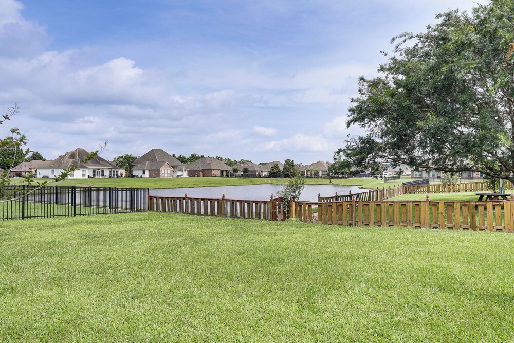 Family Retreat w/ Patio & Yard in Zachary