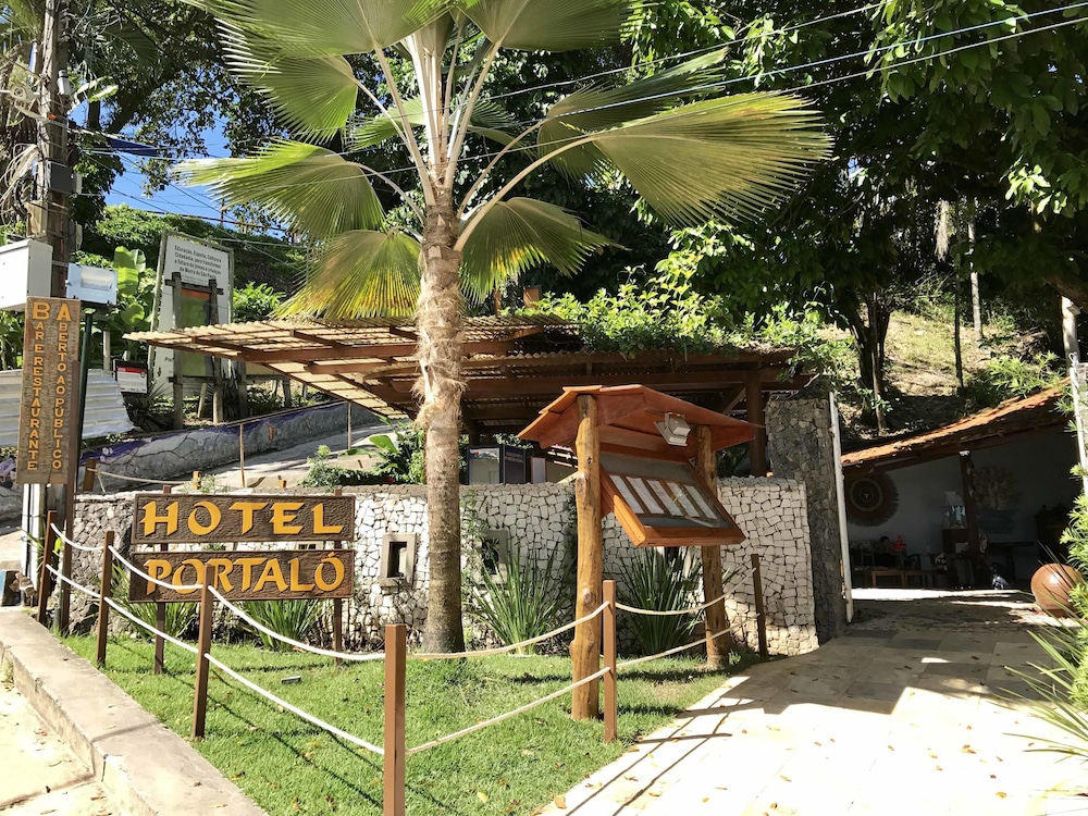Hotel Portaló