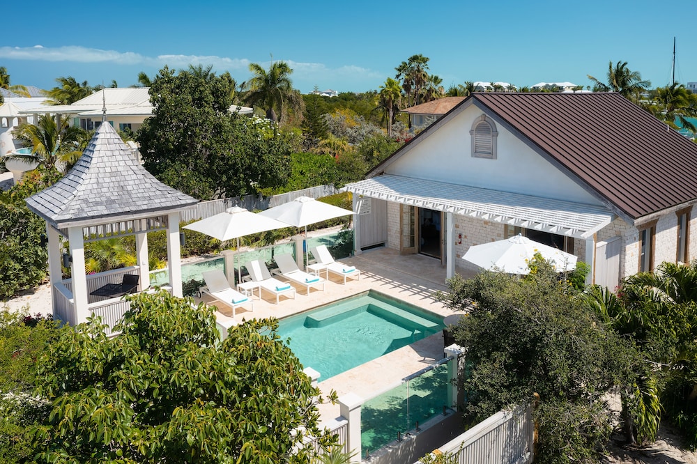 Callaloo Cottage view 4