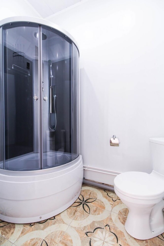 SuperHostel on Nevsky 130