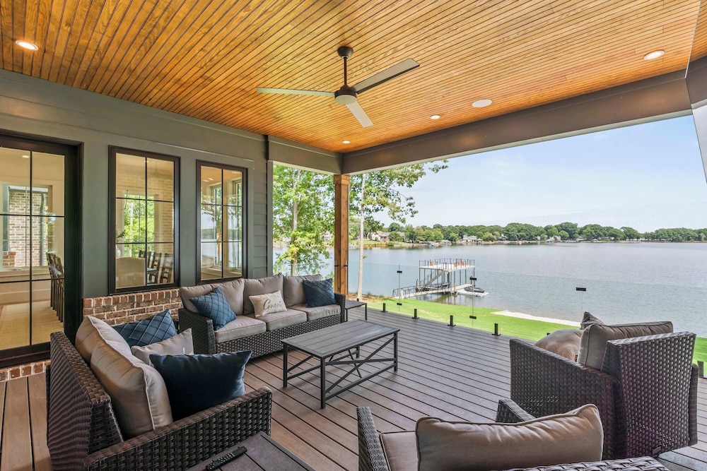 The Retreat at Sunrise Cove