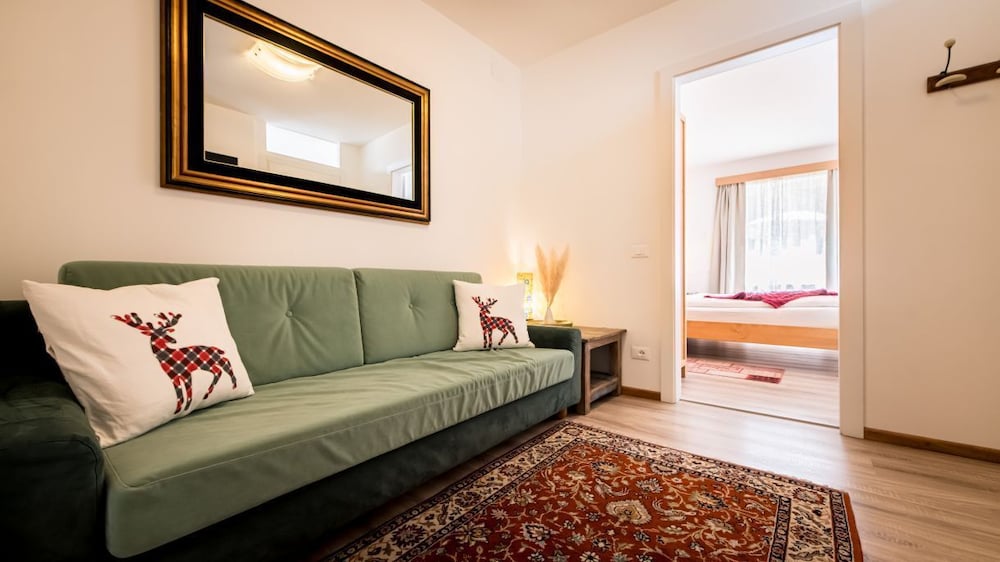 Am Schloss Guest House