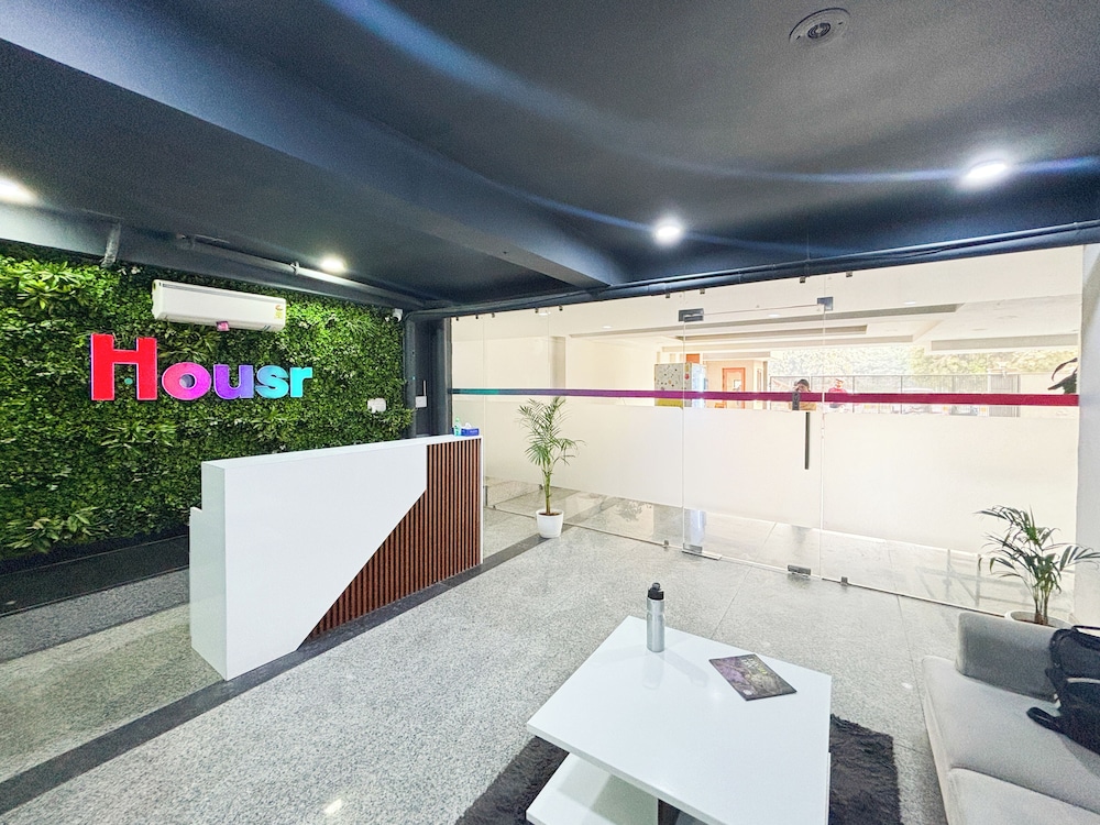 Housr Sector 45 Gurgaon Near Huda City