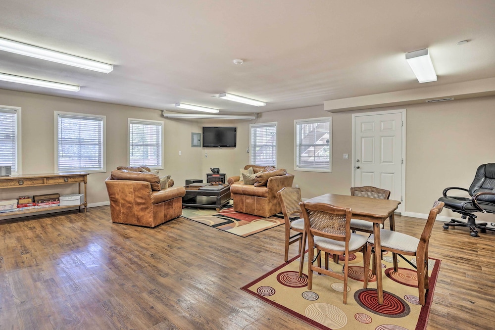 Huge Lake Arrowhead Home w/ 3 Decks & Grill! view 4