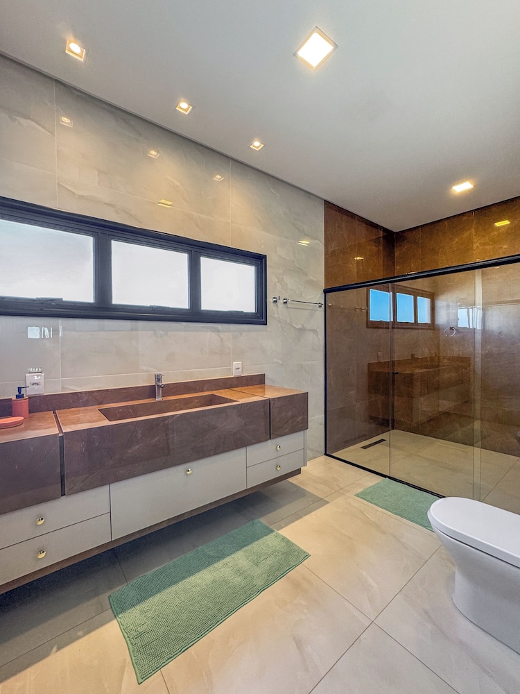 Mansão Luxo Lago - Caldas Novas