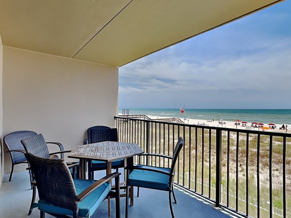 Ocean Breeze West by Southern Vacation Rentals