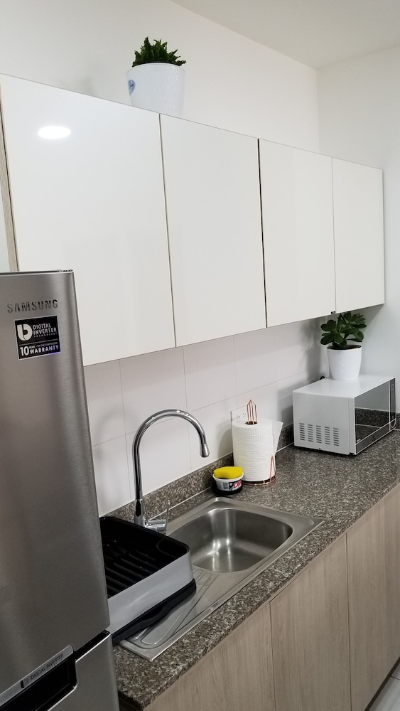 Luxury Residence Suites