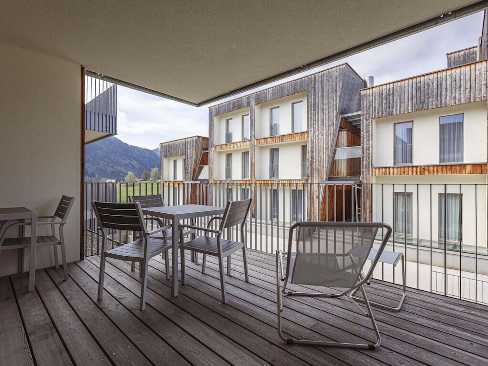 Apartment With Roof Terrace