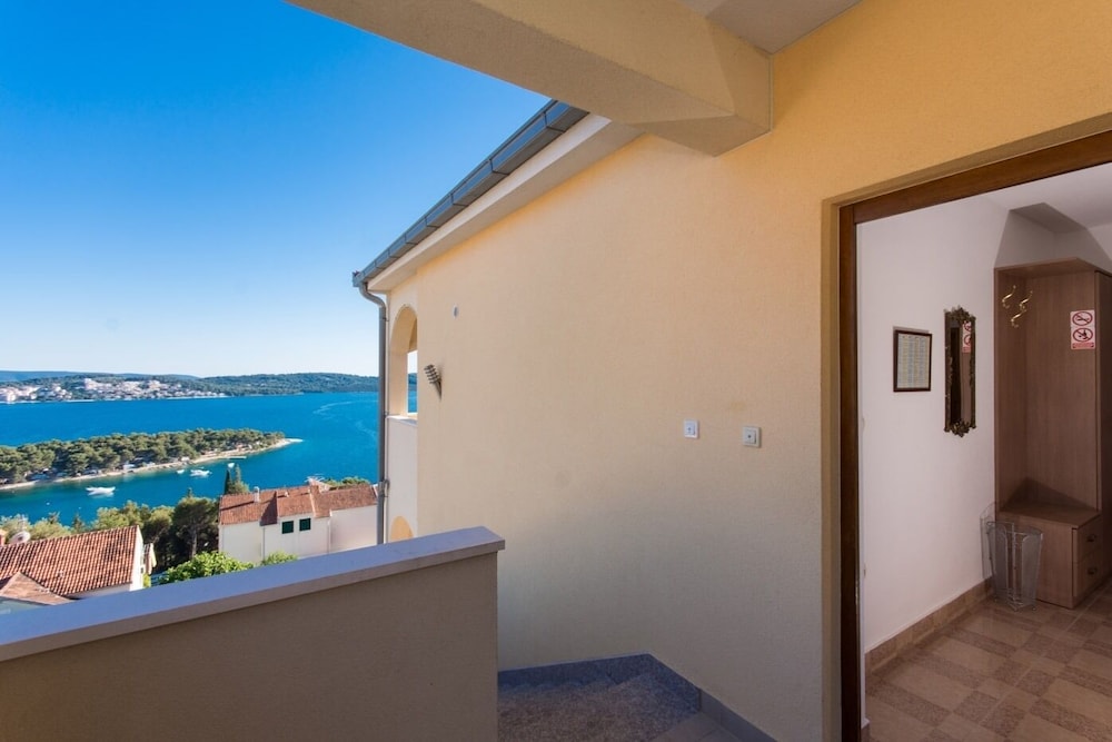 Marijan - Beautiful View - A1 view 4