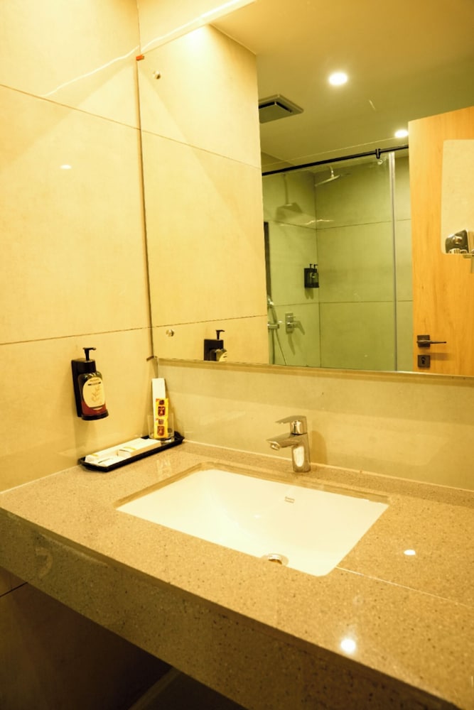 Hotel Menaka Inn Dharwad