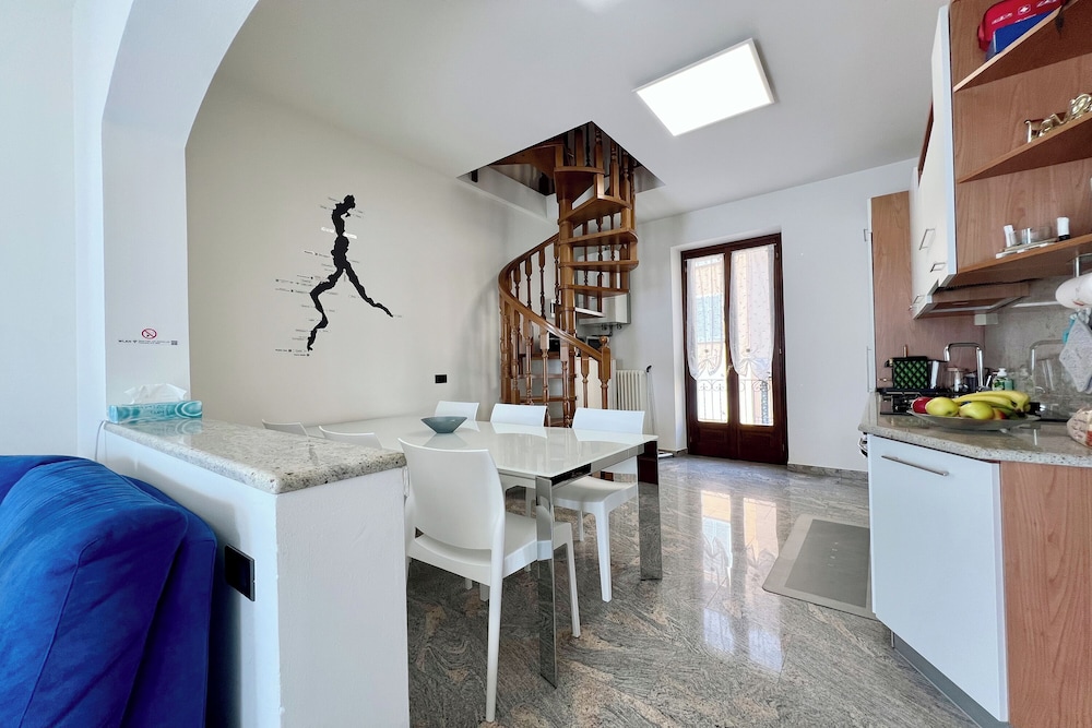 Lake Loft Colonno