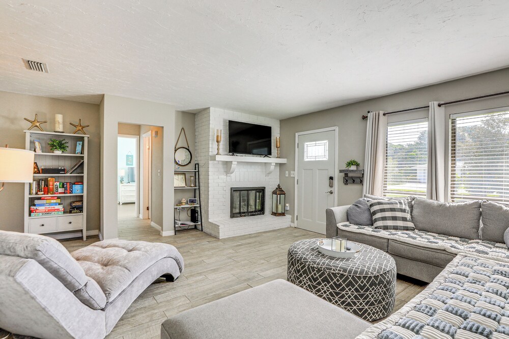 Lovely Retreat: Walk to Manasota Key Beach!