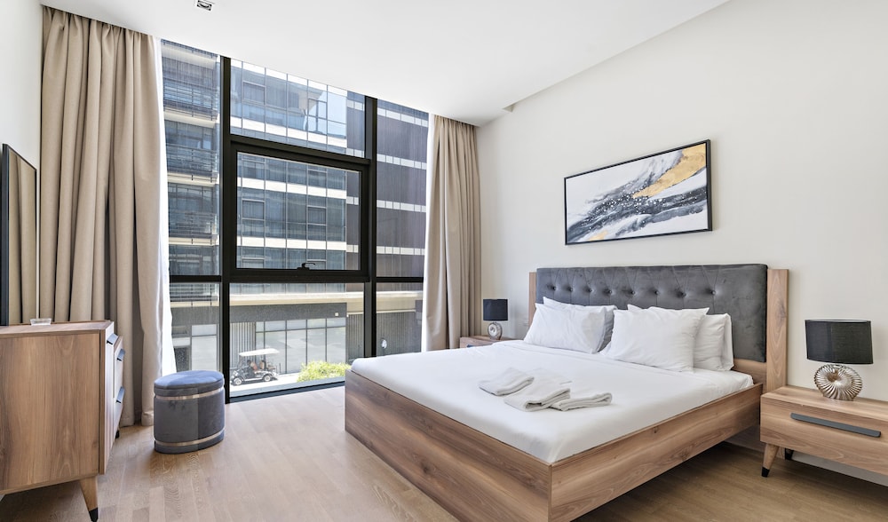 WelHome - Luxury Living in Dubai's City Walk Building 5