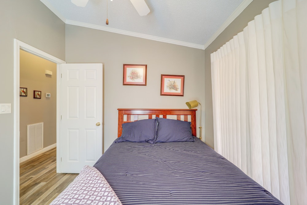 Pet-friendly Beech Mtn Home, 2 Mi to Skiing/hiking view 3