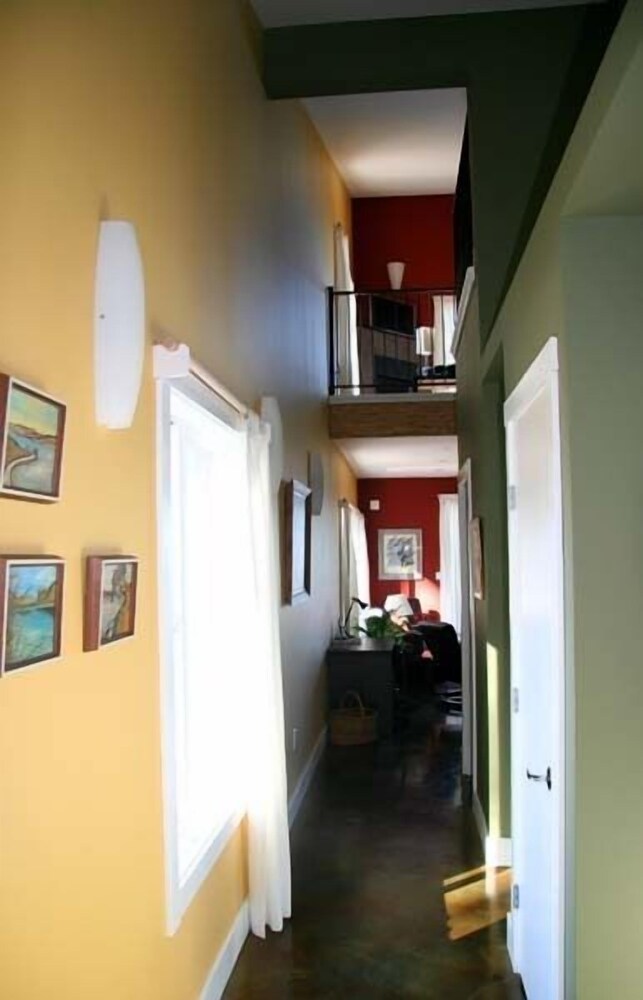 Crooked Tree Guest Suites