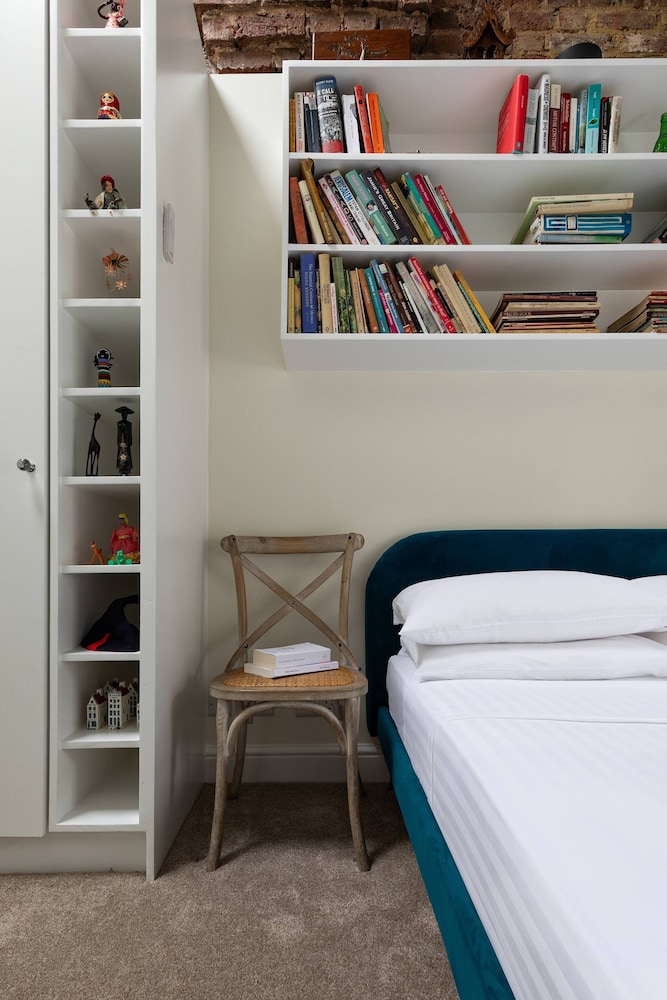 Codrington Mews III by Onefinestay