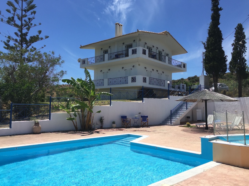 Apartments Xenios Zeus 2