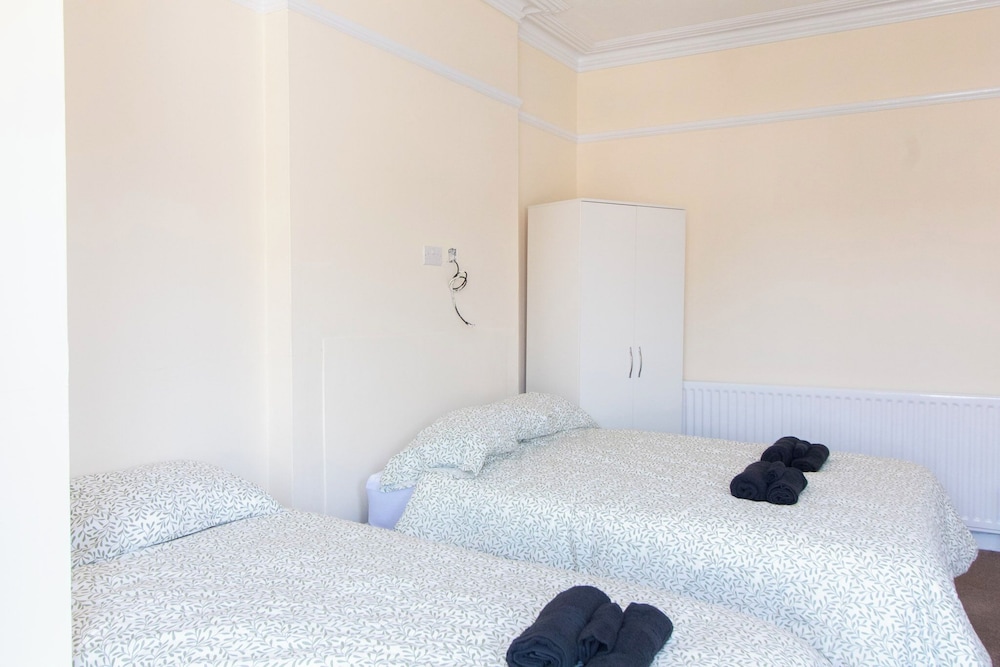 Brookvale Guest House Room 9