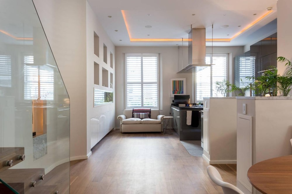 Spectacular Unique 4bed House in Pimlico