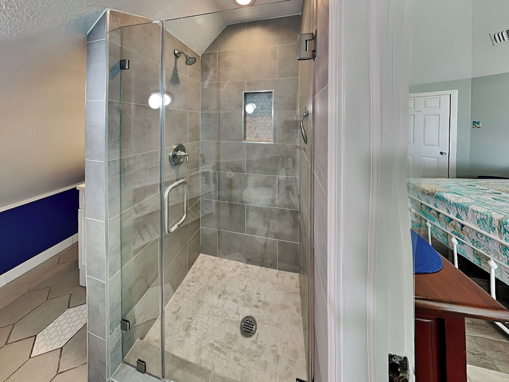 Sunday Villas Sunday Funday by Silver Sands Vacation Rentals