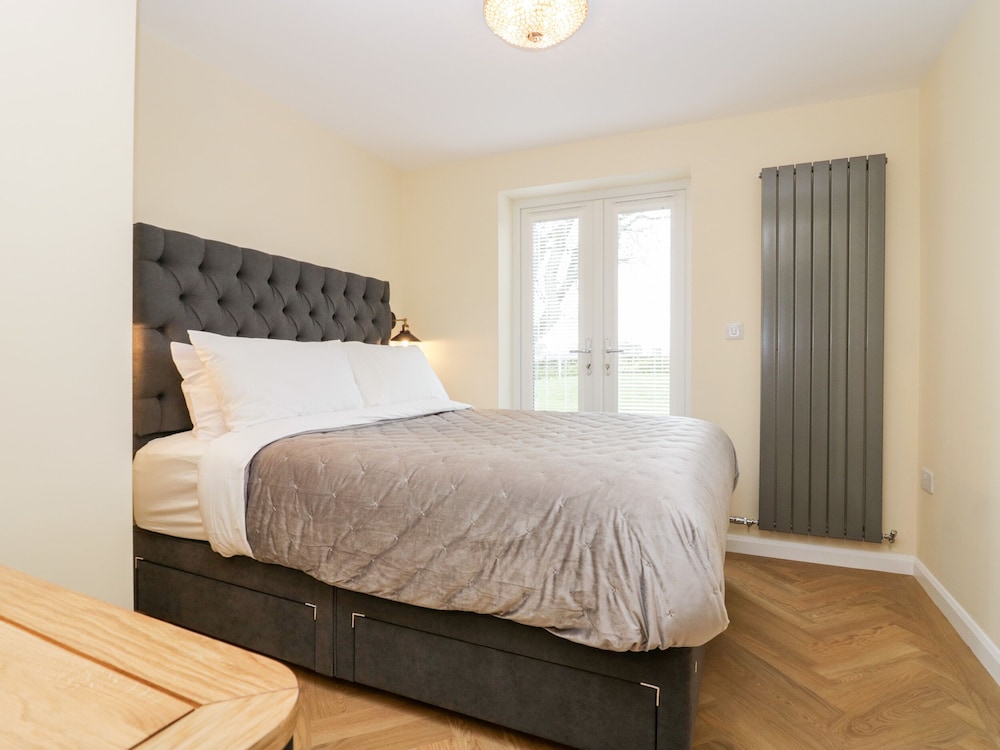How Hill Farm Cottage