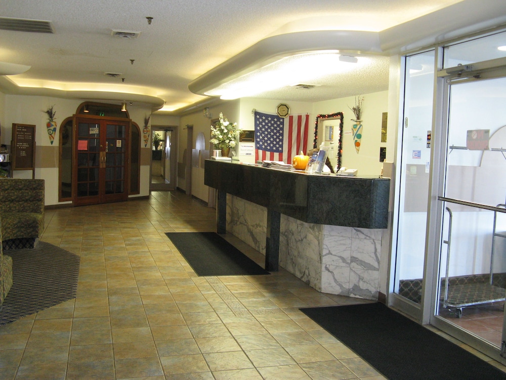 Howard Johnson by Wyndham Benton Harbor/St. Joseph view 4