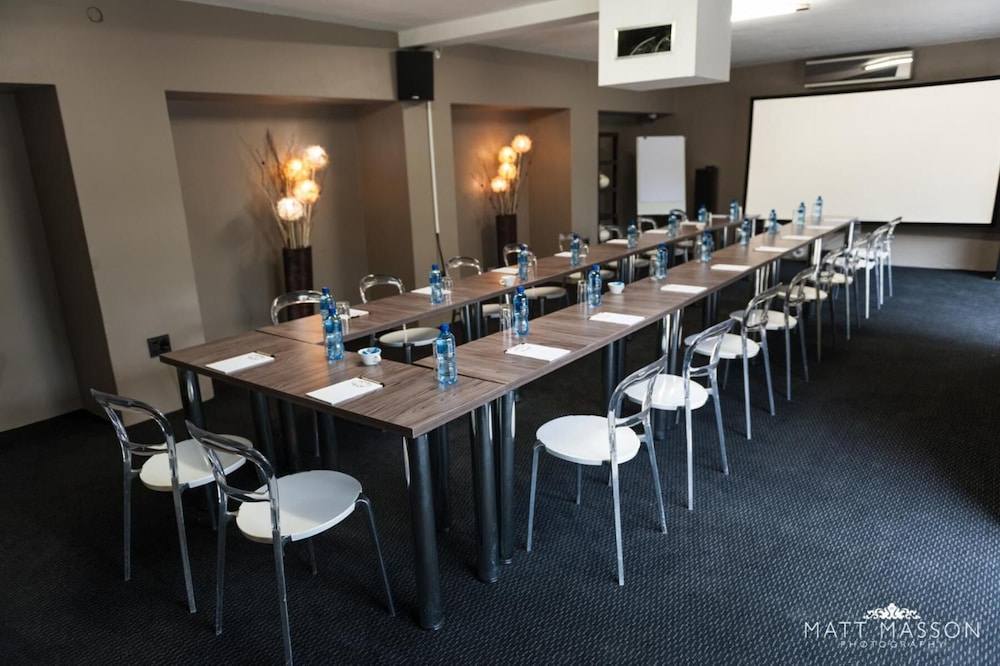 meeting & event spaces
