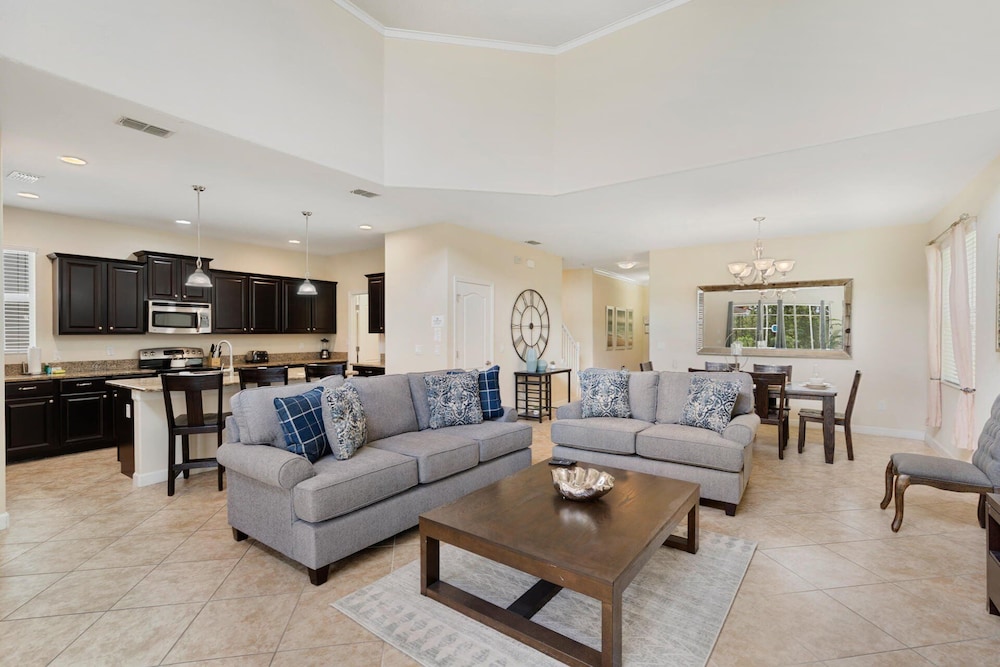 2995 Buccaneer Palm Road