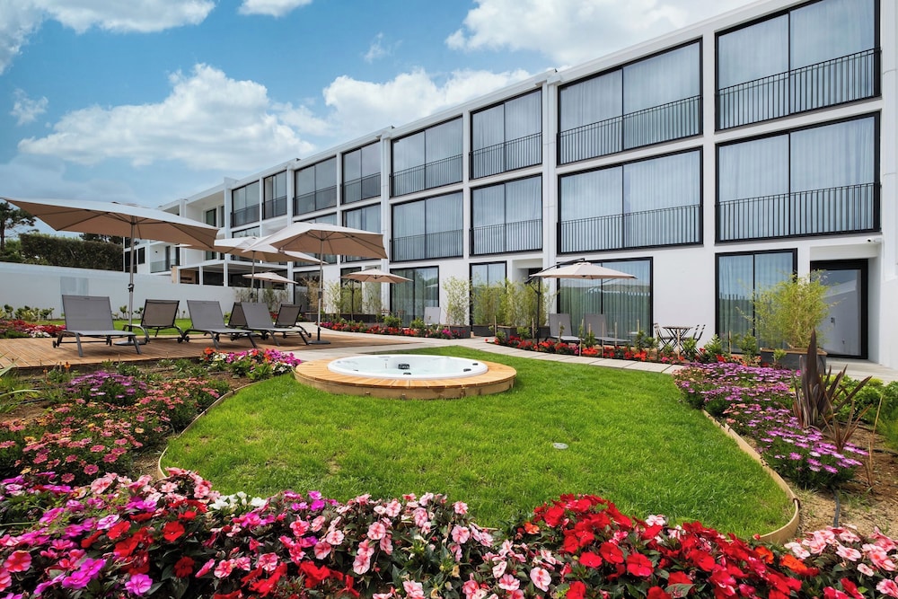 Mónaco Suites & Garden