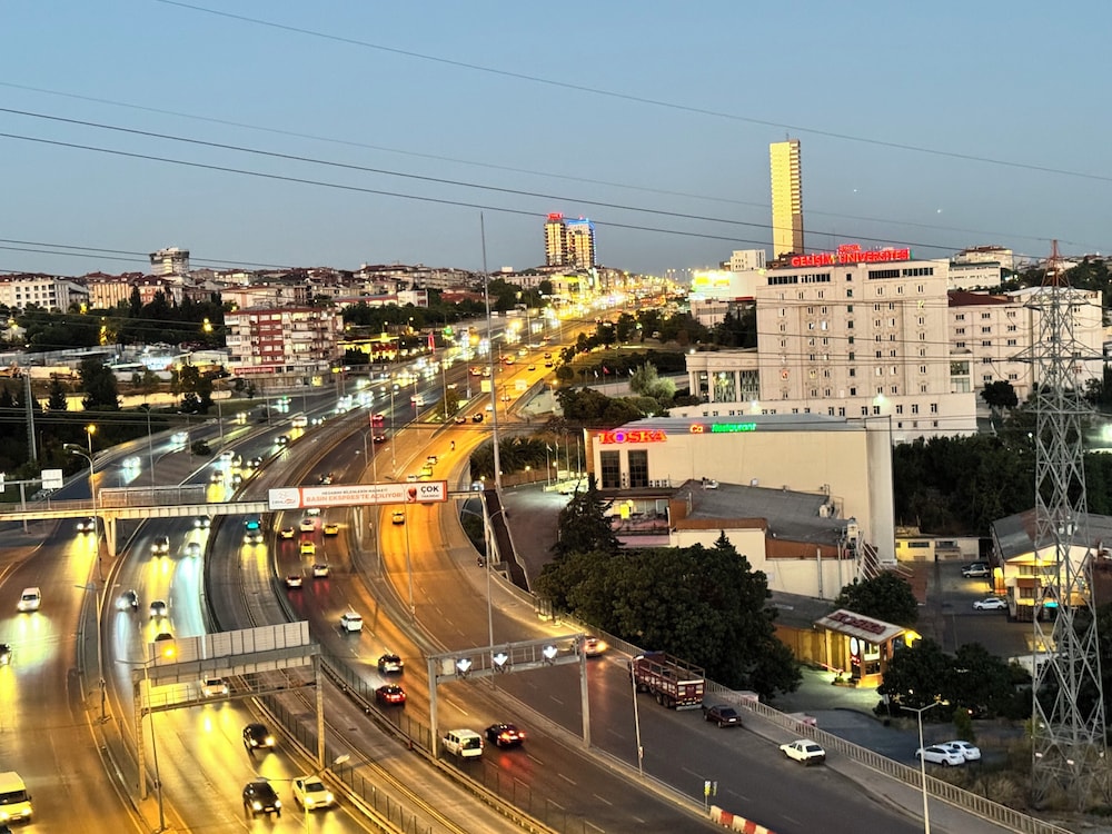 E5 Park Hotel - Image 44