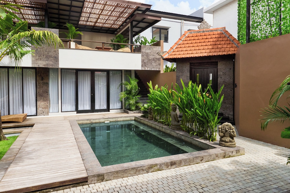 Villa Savaya Canggu Batu Bolong