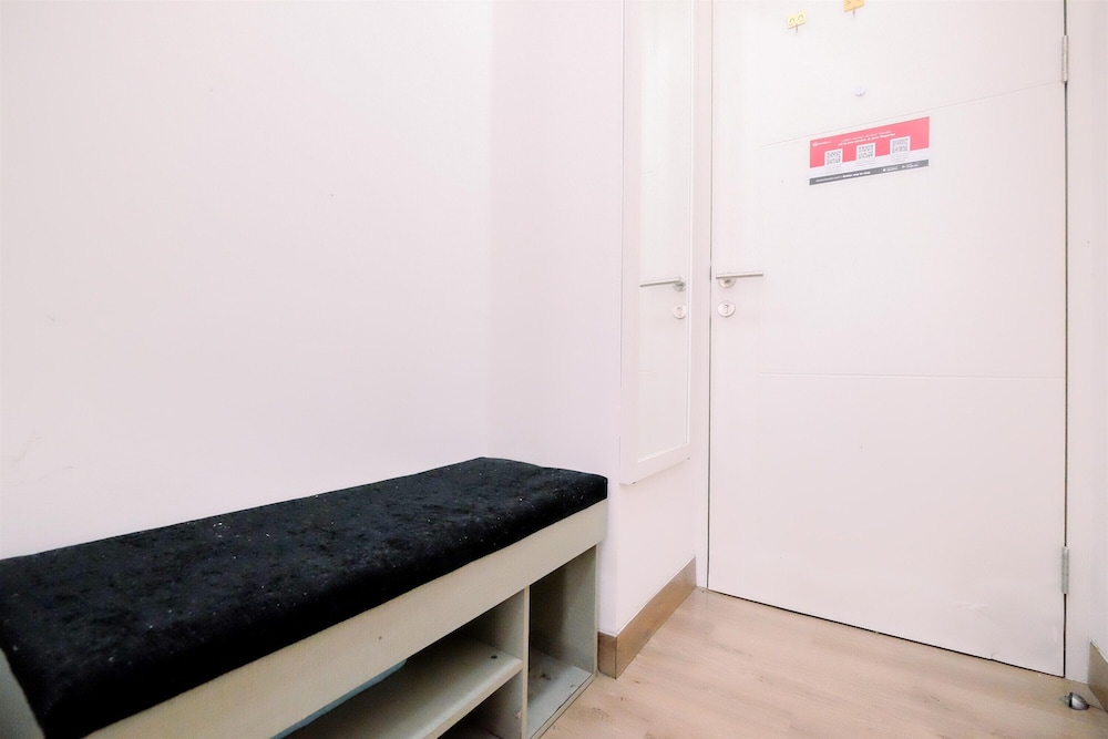 Cool and Warm Studio at Sentul Tower Apartment