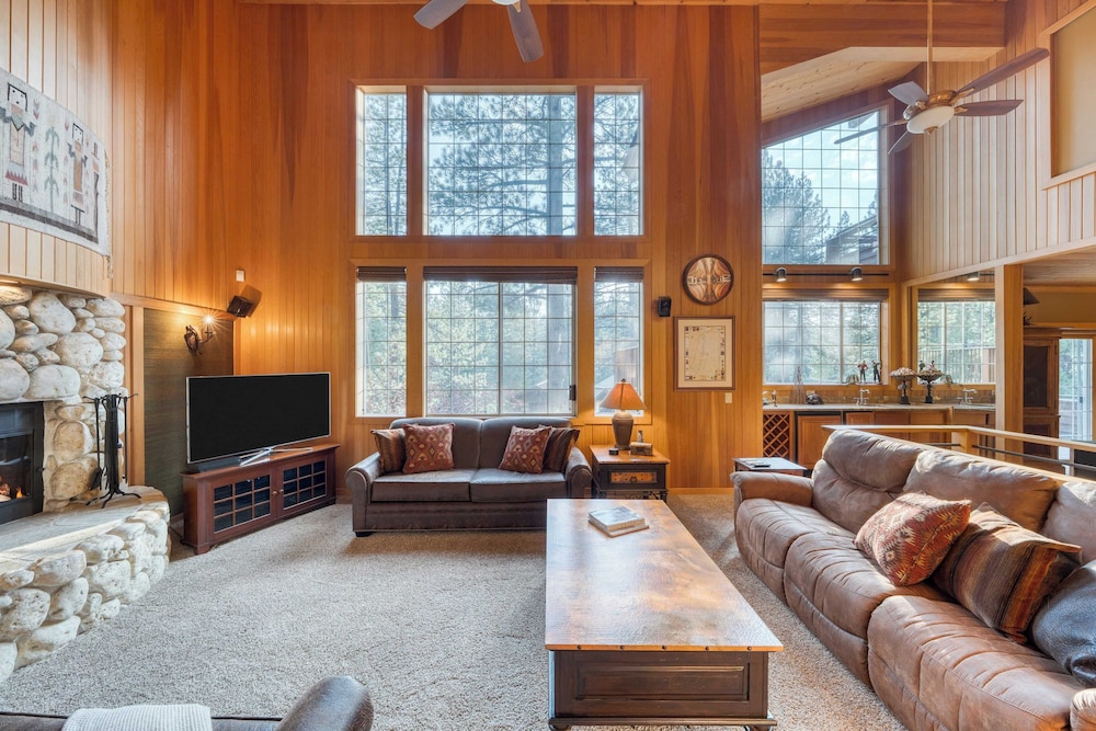 Northstar Haven Cozy-chic Retreat Near Lake Tahoe & Downtown Truckee