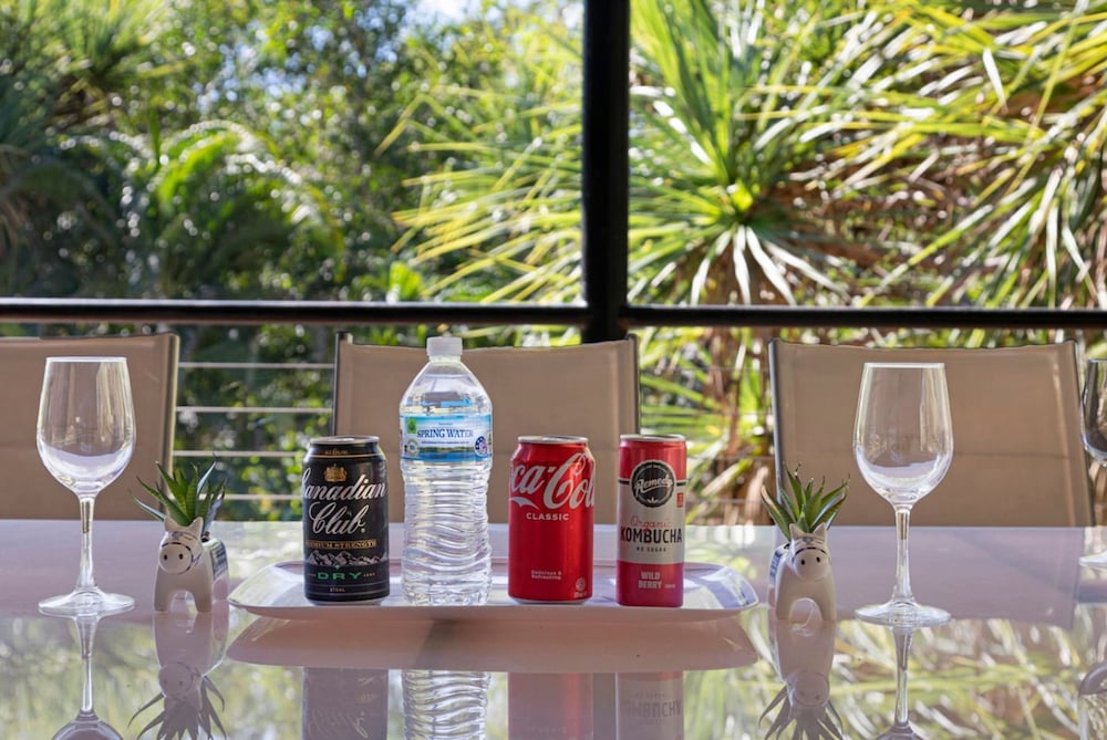Zen Pandanus Point Pool - Backyard - Balcony