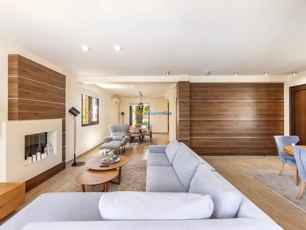 Ayia Napa Seafront Ionion Villa H5