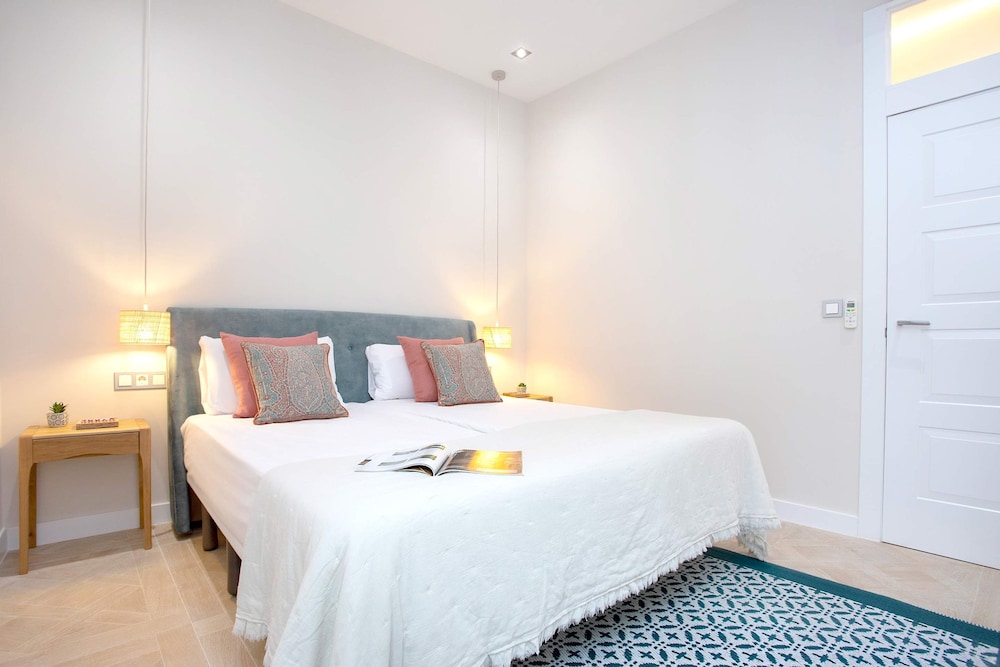 Luxury Apartment in Malaga Plaza del Obispo